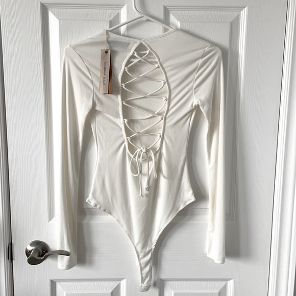 Tie-Back Long Sleeve Bodysuit - Picture 3 of 5